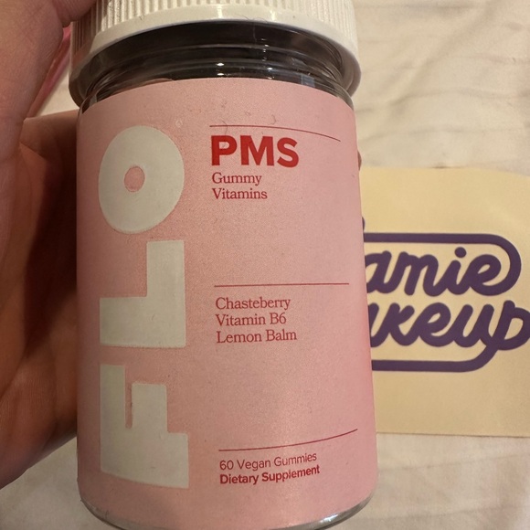 Hanni, Oceanly, Lime Crime-Jamie Makeup Bundle - Picture 5 of 14